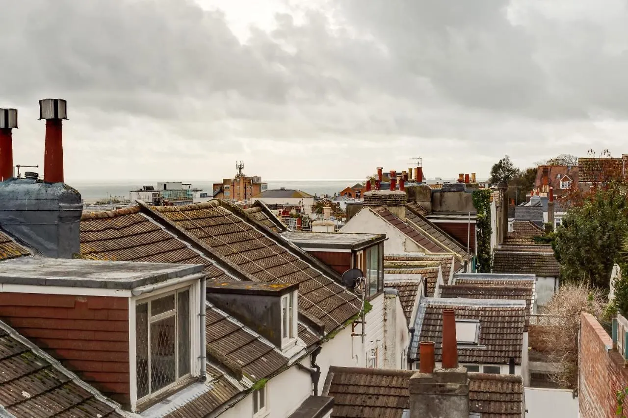 Brighton Laines Apartments - Central Laines Location