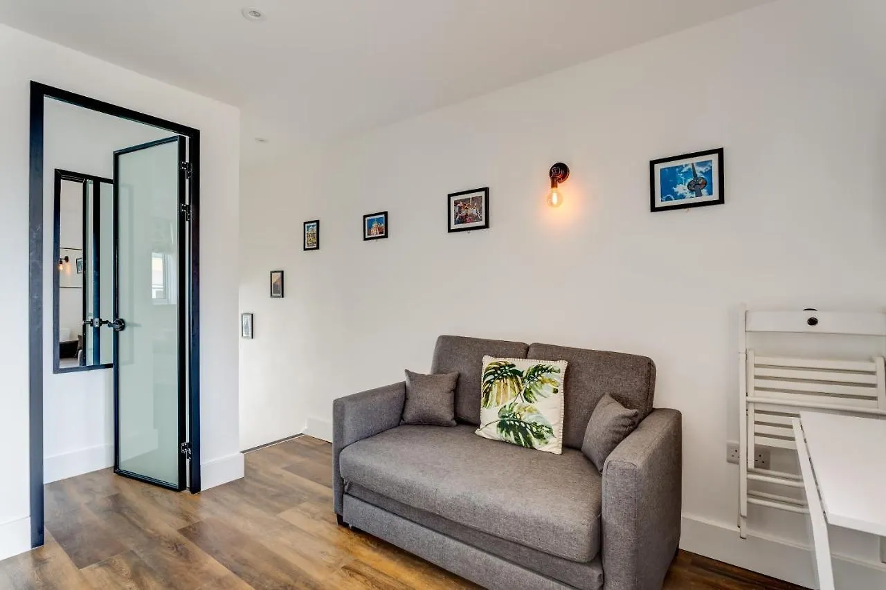 Brighton Laines Apartments - Central Laines Location